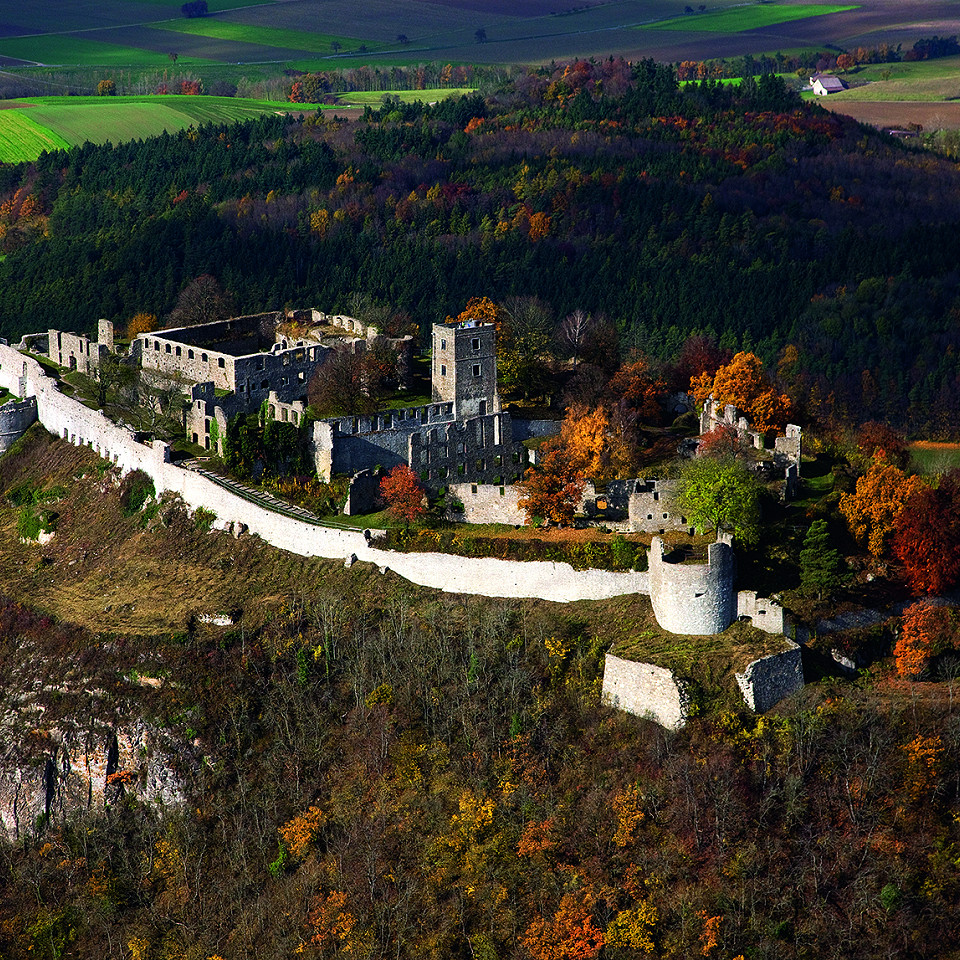 
        Festungsruine Hohentwiel
        Bild 1