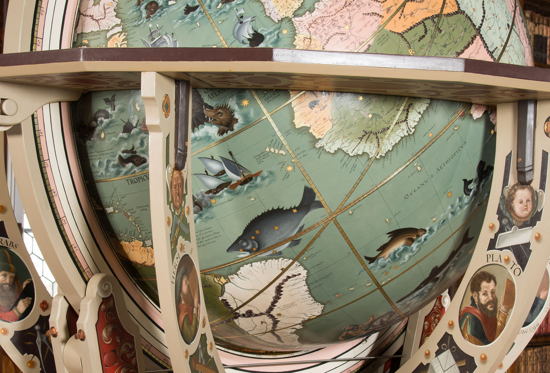 
            Stiftsbibliothek St. Gallen
            Bild 2